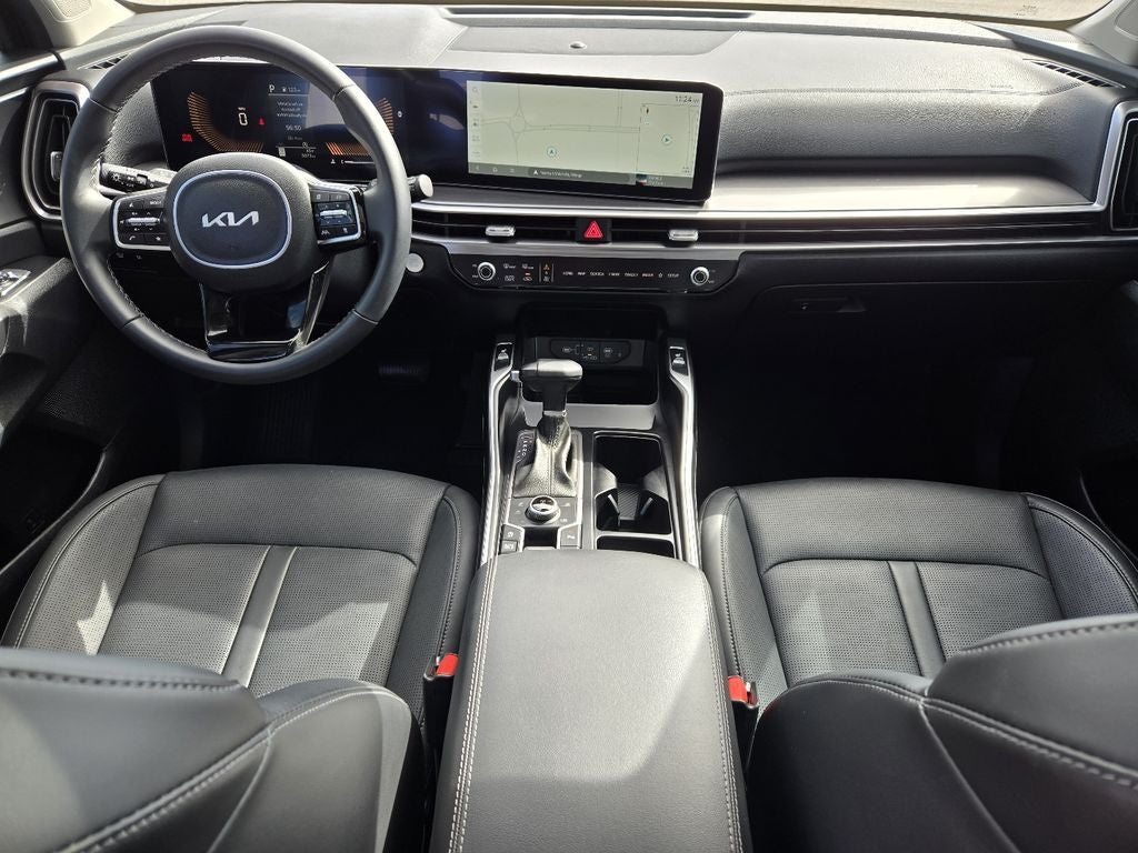 2025 Kia Sorento — side profile view